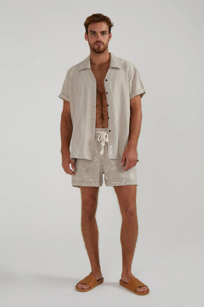 CUFFED LOUNGE LINEN SHORTS IN OAK TATTOO PRINT